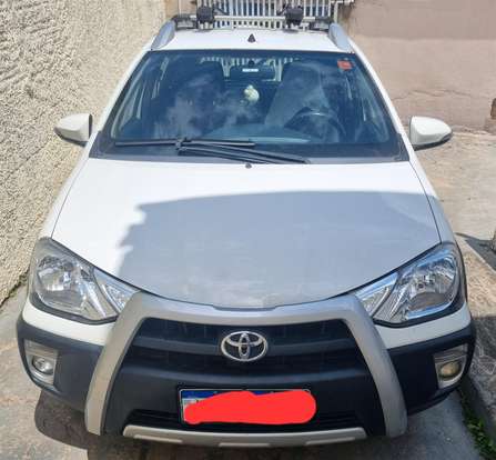 TOYOTA-ETIOS-2014