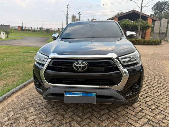 TOYOTA-HILUX-2.8 D-4D TURBO DIESEL CD SRX LIMITED 4X4 AUTOMÁTICO TOYOTA-HILUX-2022