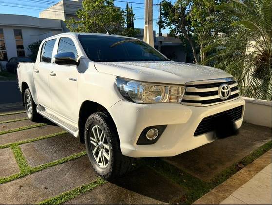 TOYOTA HILUX 2.8 SRV 4X4 CD 16V DIESEL 4P AUTOMÁTICO