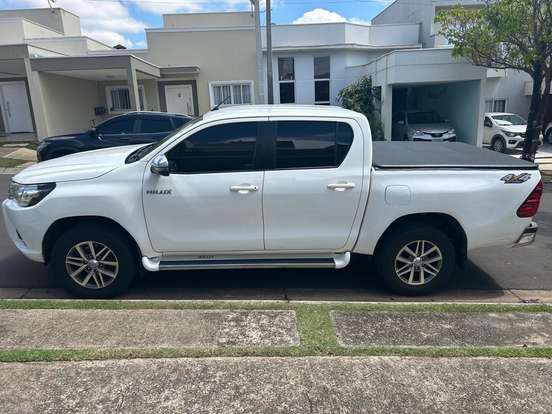 TOYOTA-HILUX-2.8 SRV 4X4 CD 16V DIESEL 4P AUTOMÁTICO TOYOTA-HILUX-2018