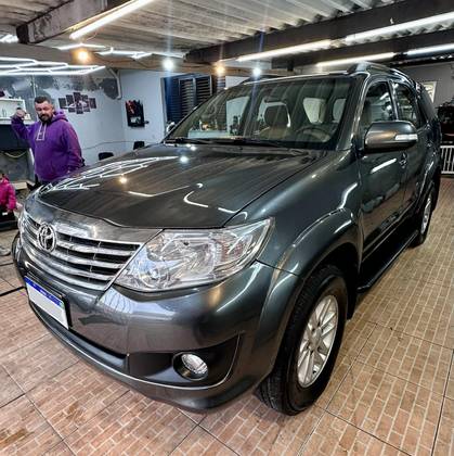 TOYOTA HILUX SW4 2.7 SR 4X2 16V FLEX 4P MANUAL