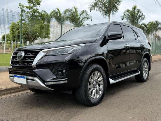 TOYOTA-HILUX SW4-2021