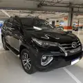 TOYOTA HILUX SW4 2.8 SRX 4X4 7 LUGARES 16V TURBO INTERCOOLER DIESEL 4P AUTOMÁTICO TOYOTA HILUX SW4 2.8 SRX 4X4 7 LUGARES 16V TURBO INTERCOOLER DIESEL 4P AUTOMÁTICO