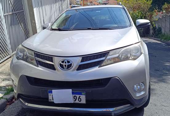 TOYOTA-RAV4-2014