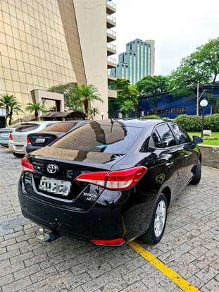 TOYOTA-YARIS-2019