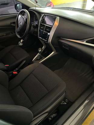 TOYOTA-YARIS-2021