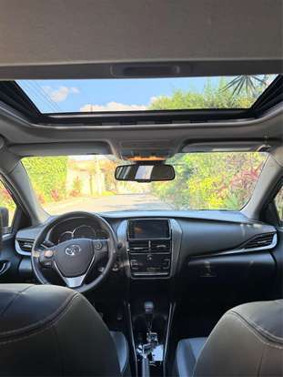TOYOTA-YARIS-2022