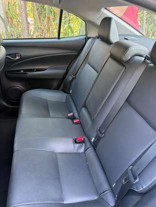 TOYOTA-YARIS-2022