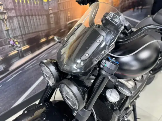 TRIUMPH-ROCKET III STORM GT TRIUMPH-ROCKET III STORM GT-2025