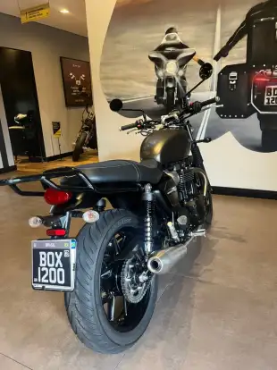 TRIUMPH-STREET TWIN-2020