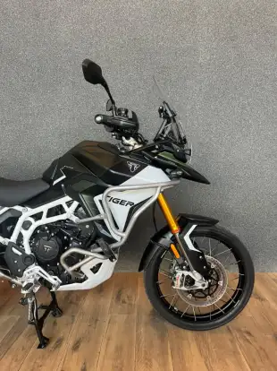 TRIUMPH-TIGER 900 RALLY PRO-2024