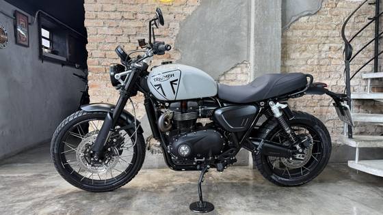 TRIUMPH BONNEVILLE SCRAMBLER 1200 X 