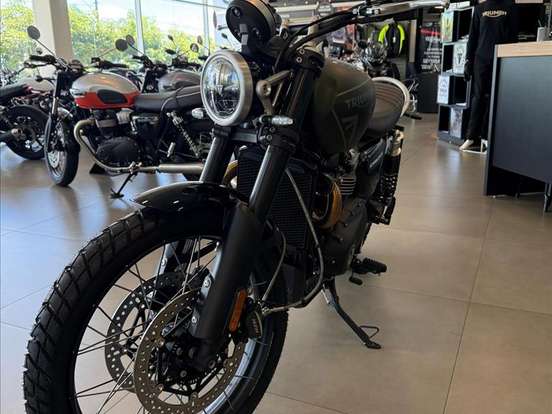 TRIUMPH-BONNEVILLE SCRAMBLER 1200 X TRIUMPH-BONNEVILLE SCRAMBLER 1200 X-2025