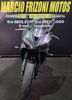 TRIUMPH-DAYTONA 660-2025