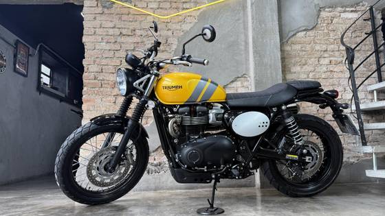 TRIUMPH SCRAMBLER 900 