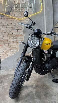 TRIUMPH-SCRAMBLER 900-2024