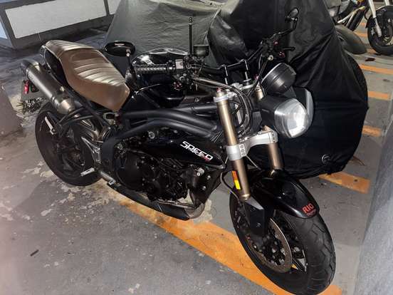 TRIUMPH-SPEED TRIPLE 1050i TRIUMPH-SPEED TRIPLE 1050i-2013