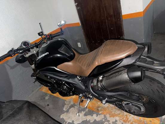 TRIUMPH-SPEED TRIPLE 1050i TRIUMPH-SPEED TRIPLE 1050i-2013
