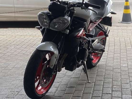 TRIUMPH-STREET TRIPLE 675 ABS TRIUMPH-STREET TRIPLE 675 ABS-2014