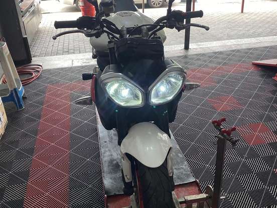 TRIUMPH-STREET TRIPLE 675 ABS TRIUMPH-STREET TRIPLE 675 ABS-2014