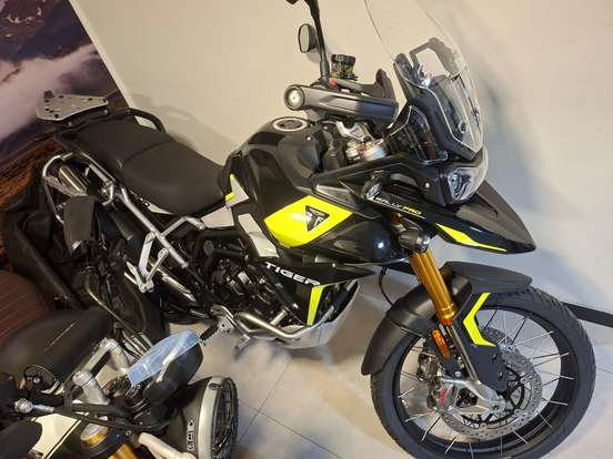 TRIUMPH-TIGER 900 RALLY PRO TRIUMPH-TIGER 900 RALLY PRO-2025