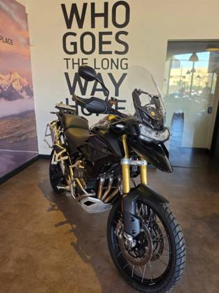 TRIUMPH TIGER 1200 BLACK EDITION 