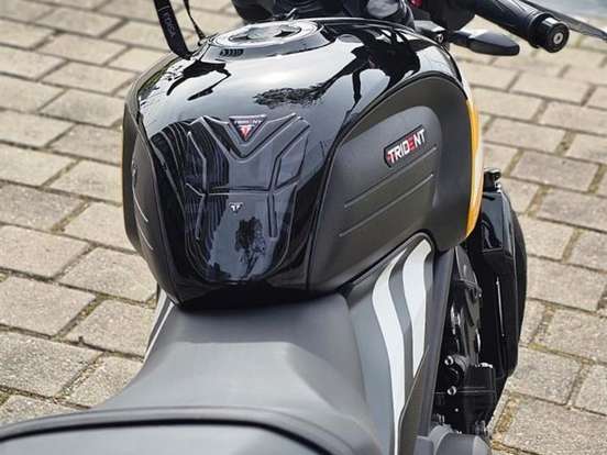TRIUMPH-TRIDENT 660 TRIUMPH-TRIDENT 660-2025