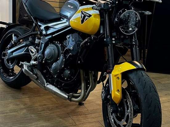 TRIUMPH-TRIDENT 660 TRIUMPH-TRIDENT 660-2025