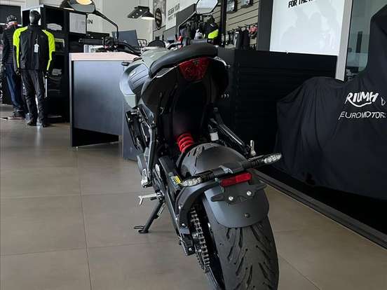 TRIUMPH-TRIDENT 660 TRIUMPH-TRIDENT 660-2026