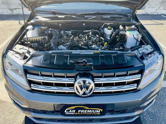 VOLKSWAGEN-AMAROK-2017