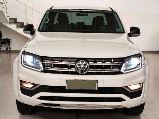 VOLKSWAGEN-AMAROK-2021