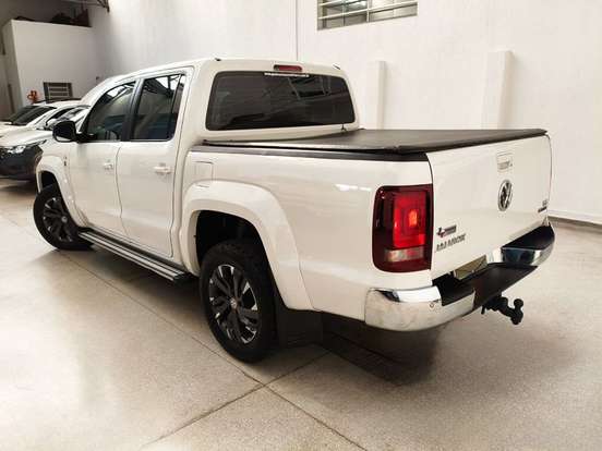 VOLKSWAGEN-AMAROK-2021