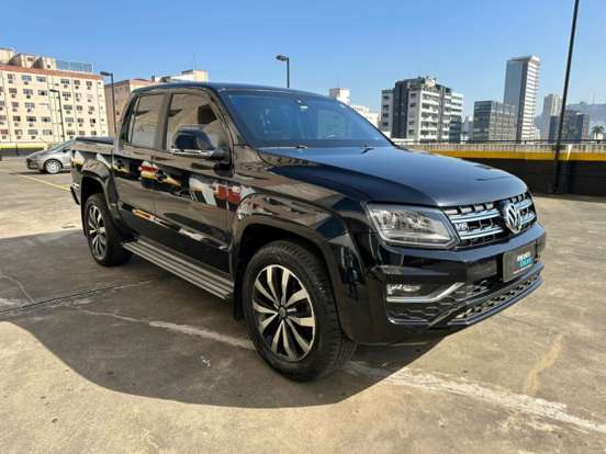 VOLKSWAGEN-AMAROK-2021