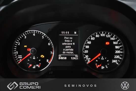 VOLKSWAGEN-CROSSFOX-2013