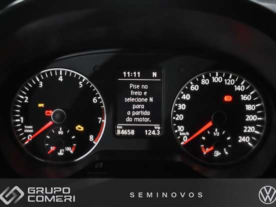 VOLKSWAGEN-CROSSFOX-1.6 MI FLEX 8V 4P AUTOMATIZADO VOLKSWAGEN-CROSSFOX-2013