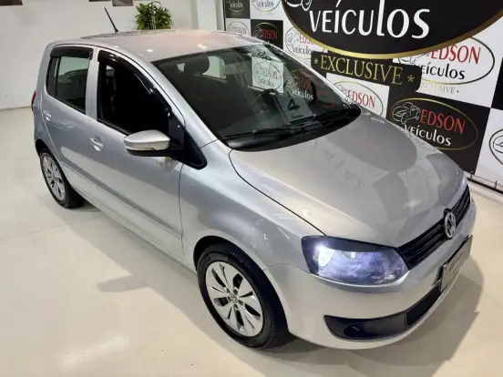 VOLKSWAGEN-FOX-1.0 MI 8V FLEX 4P MANUAL VOLKSWAGEN-FOX-2012