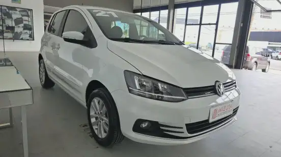 VOLKSWAGEN-FOX-2021