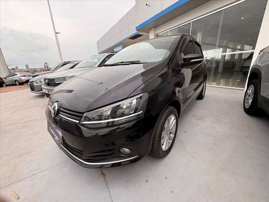 VOLKSWAGEN-FOX-2020
