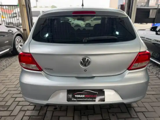 VOLKSWAGEN-GOL-1.0 MI 8V FLEX 4P MANUAL G.V VOLKSWAGEN-GOL-2010