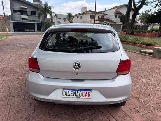 VOLKSWAGEN-GOL-2012