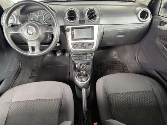 VOLKSWAGEN-GOL-2014