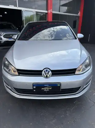 VOLKSWAGEN-GOLF-2014