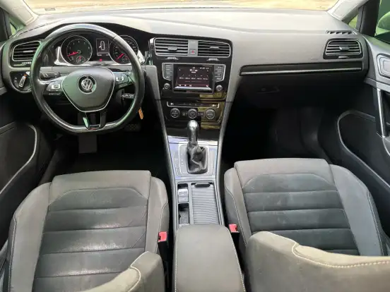 VOLKSWAGEN-GOLF-1.4 TSI HIGHLINE 16V GASOLINA 4P AUTOMÁTICO VOLKSWAGEN-GOLF-2014
