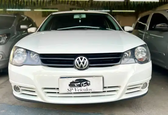 VOLKSWAGEN-GOLF-2013
