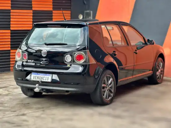 VOLKSWAGEN-GOLF-2009