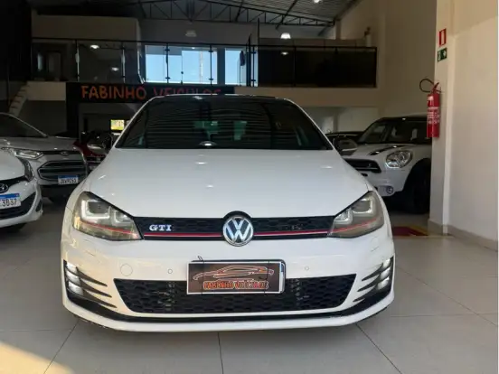 VOLKSWAGEN-GOLF-2.0 GTI HIGHLINE 16V GASOLINA 4P AUTOMÁTICO VOLKSWAGEN-GOLF-2013