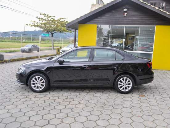 VOLKSWAGEN-JETTA-1.4 16V TSI TRENDLINE GASOLINA 4P TIPTRONIC VOLKSWAGEN-JETTA-2016