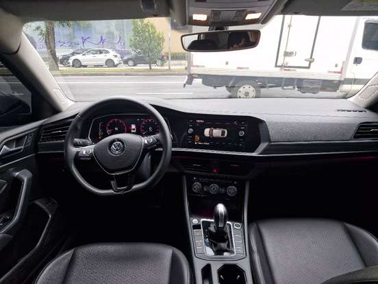 VOLKSWAGEN-JETTA-1.4 250 TSI TOTAL FLEX COMFORTLINE TIPTRONIC VOLKSWAGEN-JETTA-2019
