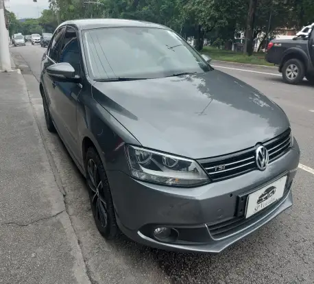 VOLKSWAGEN-JETTA-2.0 TSI HIGHLINE 200CV GASOLINA 4P TIPTRONIC VOLKSWAGEN-JETTA-2011