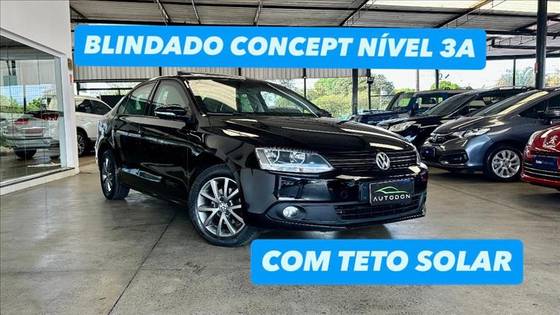 VOLKSWAGEN JETTA 2.0 COMFORTLINE GASOLINA 4P TIPTRONIC